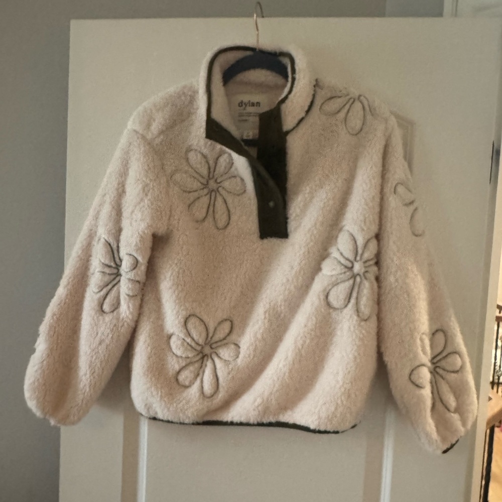 Dylan Brand - Women's fleece pull over - Size XS